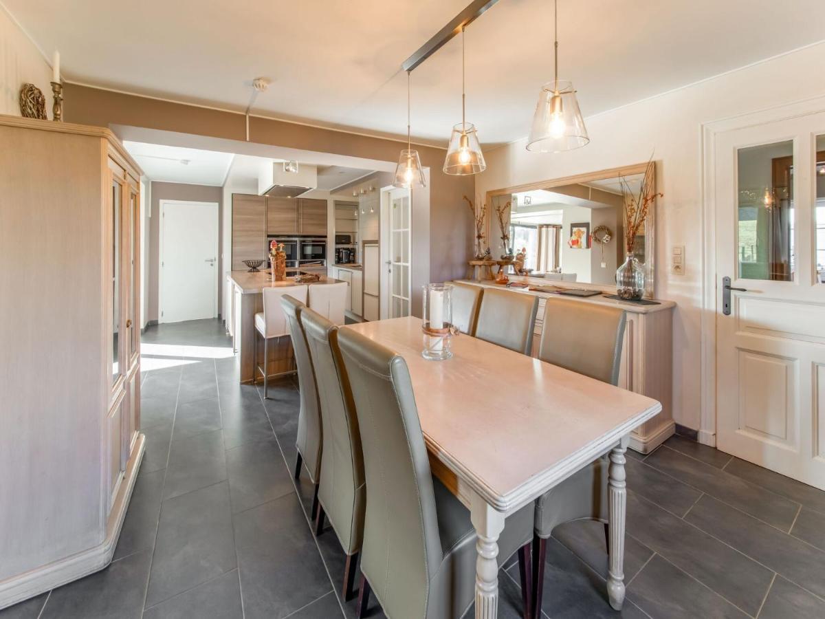 Luxurious House With Sauna In A Farm In Bastogne Exteriör bild