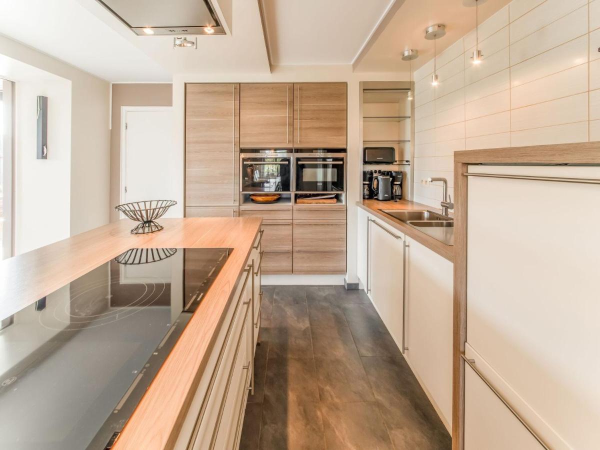 Luxurious House With Sauna In A Farm In Bastogne Exteriör bild